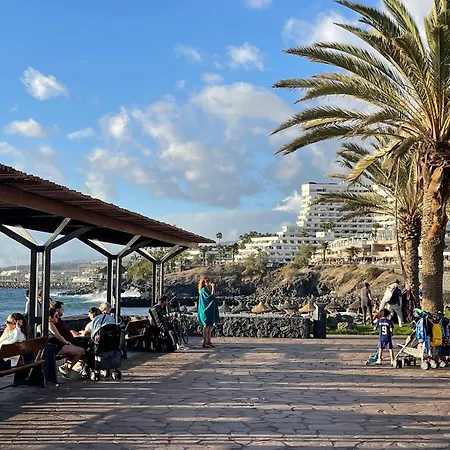 Playa, Pool & Nightlife Steps From Clubs & Americas By Aqua Vista Tenerife Playa de las Américas
