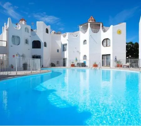 Playa, Pool & Nightlife Steps From Clubs & Americas By Aqua Vista Tenerife Apartment Playa de las Américas