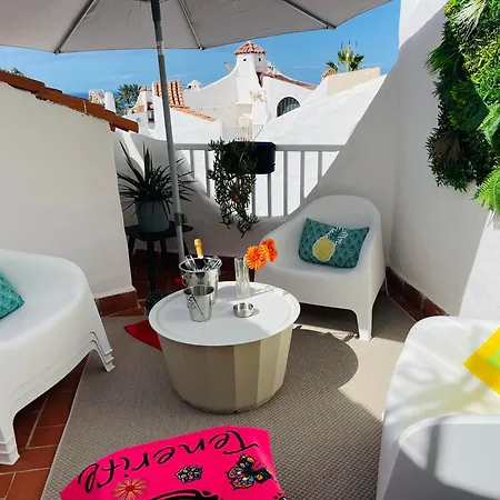 Playa, Pool & Nightlife Steps From Clubs & Americas By Aqua Vista Tenerife *